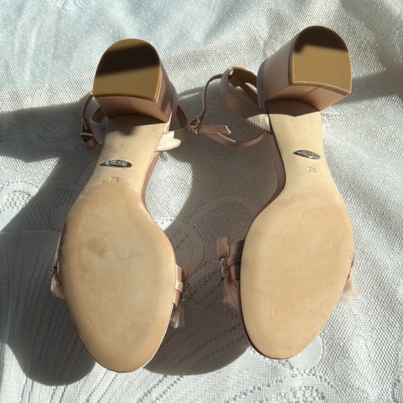 Badgley Mischka Talitha Tulle Trim Block Heel Sandals 7.5 - Picture 4 of 5